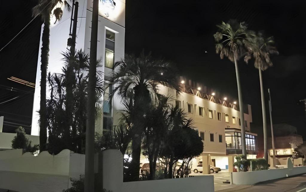 Mykonos Resort Miura Yokosuka Exterior photo